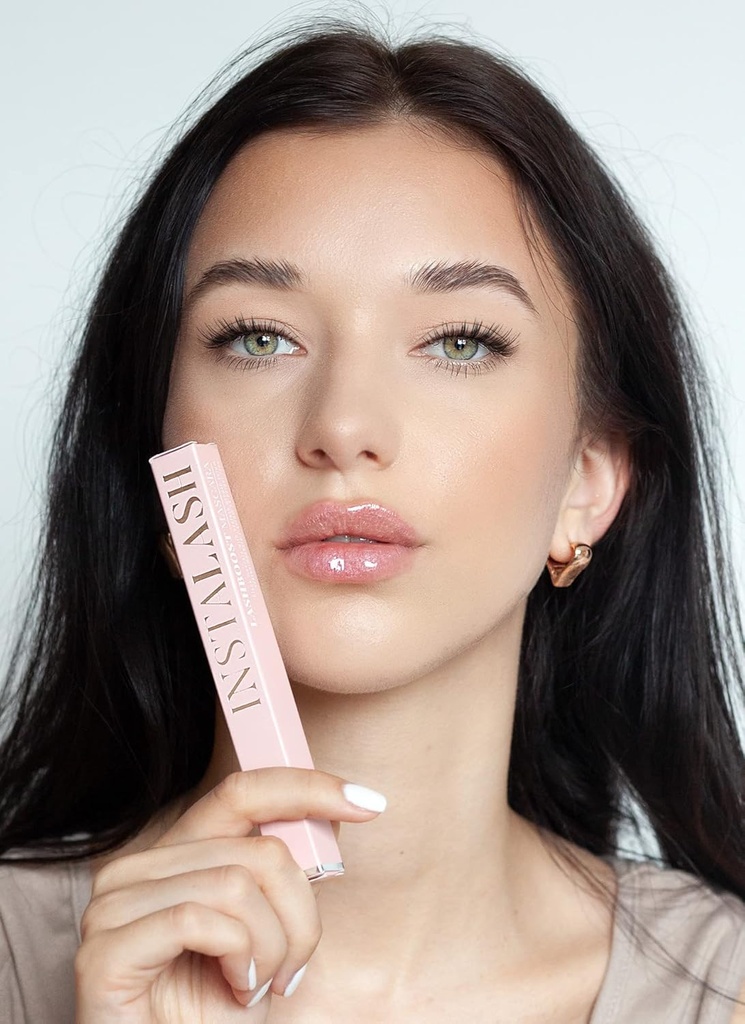 lashboost-mascara-with-lash-growth-serum-5.jpg