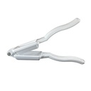 hand-held-pill-crusher-that-easily-reduc-4.jpg